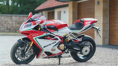 2016 MV Agusta F4 RC - CLASSIC.COM