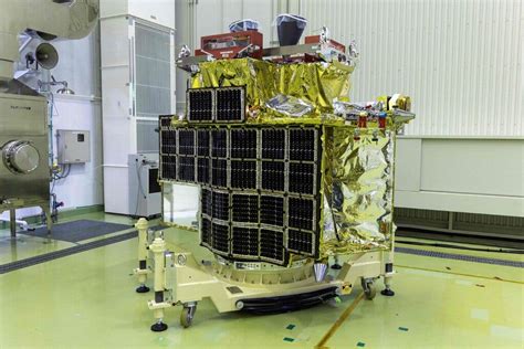 Jan. 19: Japan’s SLIM moon lander may attempt to set down on the moon. - The New York Times