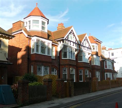 File:Edwardian Houses on Denmark Terrace, Brighton.JPG