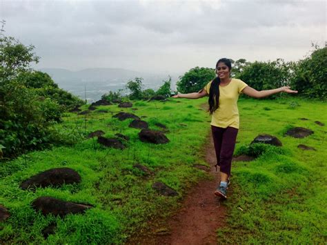 Kharghar Hills in Monsoon - A tale of two bengalis on hilltop