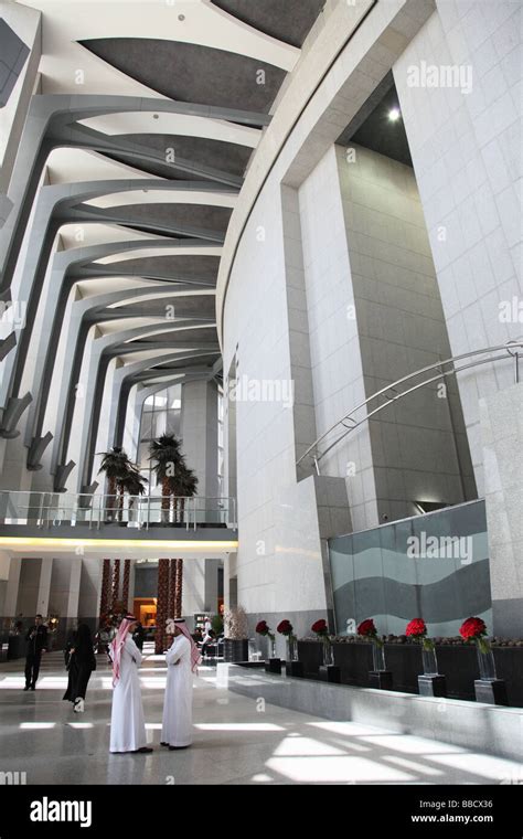 Inside Kingdom tower Riyadh Saudi Arabia Stock Photo - Alamy