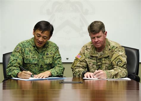 Singapore Armed Forces, U.S. Army Combined Arms Center Share Training, Doctrine Strategies ...