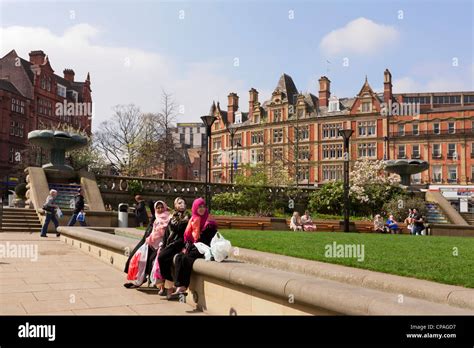 Peace Gardens Sheffield South Yorkshire Stock Photo - Alamy