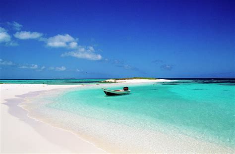 Venezuela, Los Roques Archipelago by Gardel Bertrand / Hemis.fr