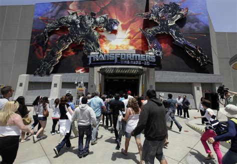 Transformers: The Ride opens at Universal Studios Hollywood « Sci-Fi Storm