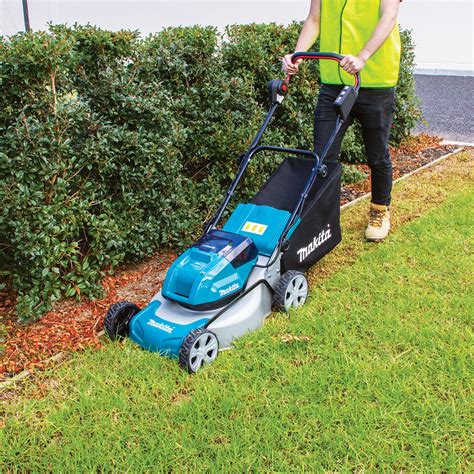 Makita DLM464PG2 36V (18Vx2) Brushless 6.0Ah Lithium-Ion Cordless Lawn Mower 460mm 18” Combo Kit ...