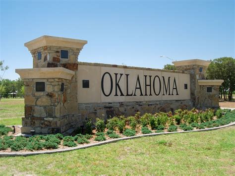 Welcome to Oklahoma! | Welcome Center Sign, Entering State of Oklahoma in 2021 | Entry signs ...