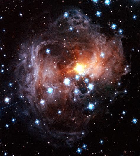 Spectacular views of V838 Monocerotis light echo in 2005 and 2006 | Earth Blog