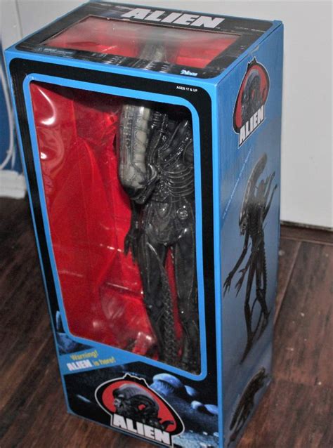 Review: 40th Anniversary Quarter-Scale Alien Action Figure