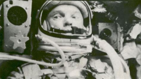 John Glenn: 1st American to Orbit Earth, Oldest Man in Space | Space