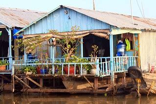 Vietnam | Chau Phu, Mekong delta. Fishermans floating villag… | Flickr