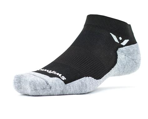 Best No Show Athletic Socks | 2021 Buying Guide | RunnerClick