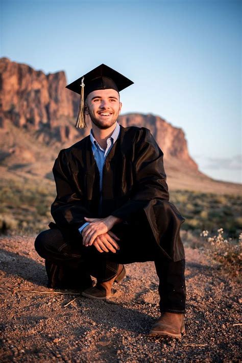 Cap and Gown poses for Senior Guys | Graduation picture poses, Graduation photography poses ...