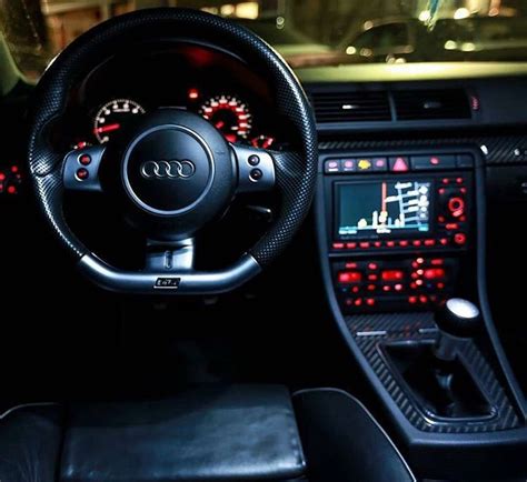 Audi RS4 interior | Motos deportivas, Deportes, Motos