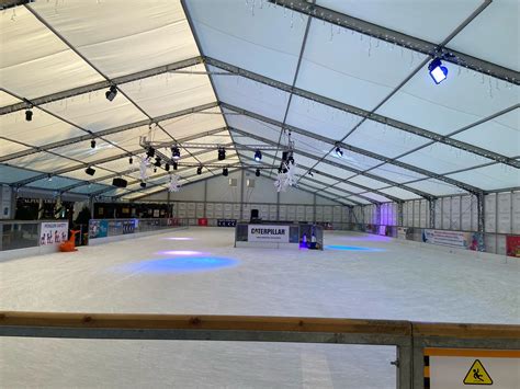 Winter Wonderland ice skating rink opens in Leicester city centre