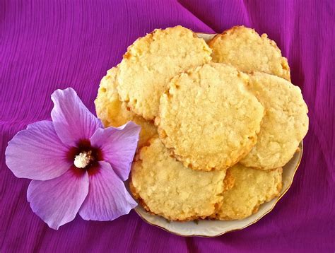 Keep Calm & Curry On: Hawaiian Coconut Cookies