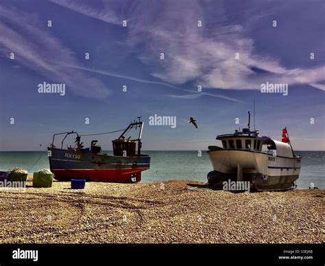 Fishing Boats on Hastings beach Stock Photo - Alamy