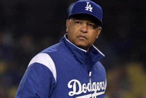 Dave Roberts Wife, Parents, Son, Family, MLB Coaching Career - Networth ...