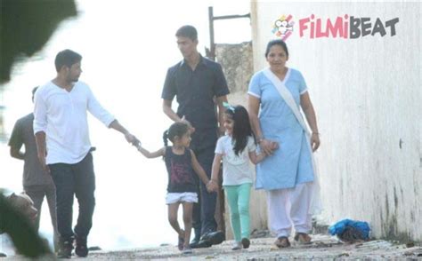 Exclusive Akshay Kumar Daughter Nitara Kumar Spotted At Juhu Photos ...