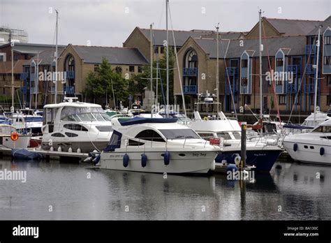 Boats moored in swansea marina hi-res stock photography and images - Alamy