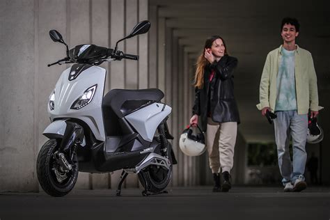 Price revealed for the Piaggio One electric scooter, al... | Visordown