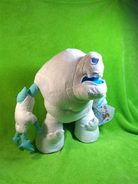 Marshmallow Frozen Disney Store Monstruo De Nieve - $ 700.00 en Mercado Libre