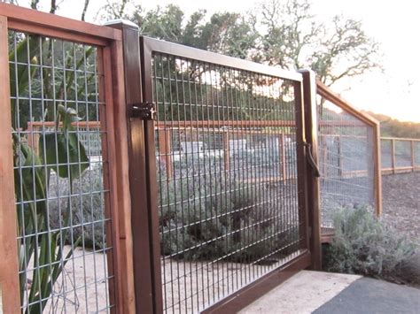 (4×4) & (2×4) Hi-Five Wire Panels « Arbor Fence Inc | a Diamond Certified Company