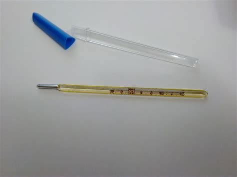 Mercury Oral Thermometer Yellow Colored - China Mercury Thermometer and Clinical Thermometer