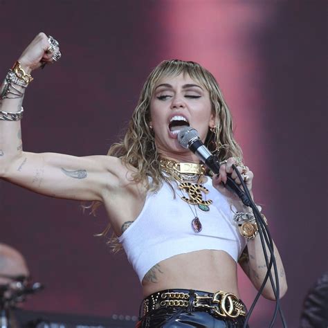 Miley Cyrus’ Chart-Topping Anthem “Flowers” Emerges as the Biggest Hit ...