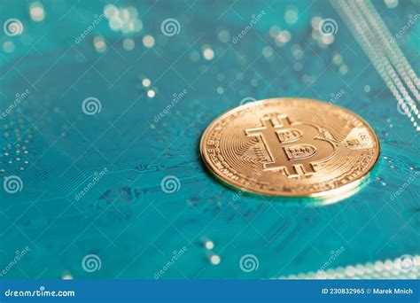 Golden Bitcoin Replica on Computer Circuit Board Stock Image - Image of money, cash: 230832965
