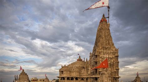 Shree Krishna Dwarka Nagri Gujarat | Luxury Trail of India