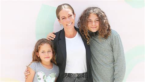 Kendra Wilkinson shares rare new photos of her 2 kids and they're so ...