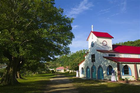 Luganville travel | Espiritu Santo, Vanuatu - Lonely Planet