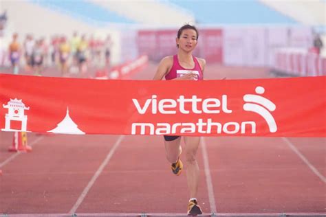 VĐV Nguyễn Thị Oanh phá sâu kỷ lục quốc gia cự ly marathon