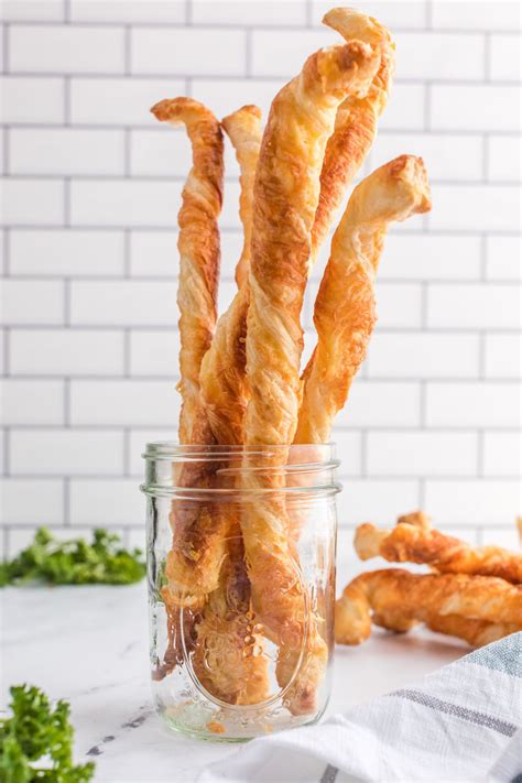 Puff Pastry Cheese Straws - Easy Appetizers