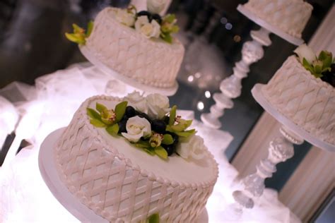 Wedding Cake Decorations Free Stock Photo - Public Domain Pictures