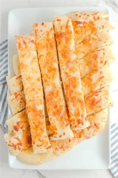 Pizza Hut Cheese Sticks - CopyKat Recipes