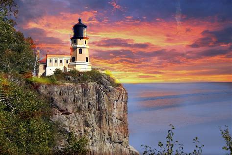 Split Rock Lighthouse | Split rock lighthouse, Sunrise, Nature photos