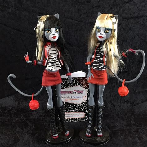 Monster High First Wave Werecat Twins Meowlody Purrsephone Dolls Outfits Purses #Mattel ...