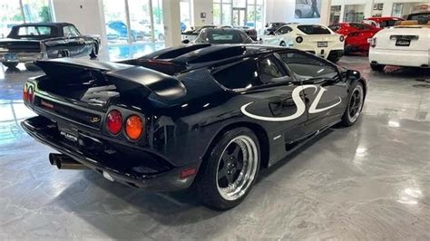 Rare 1-of-2 Nero Black 1998 Lamborghini Diablo SV For Sale