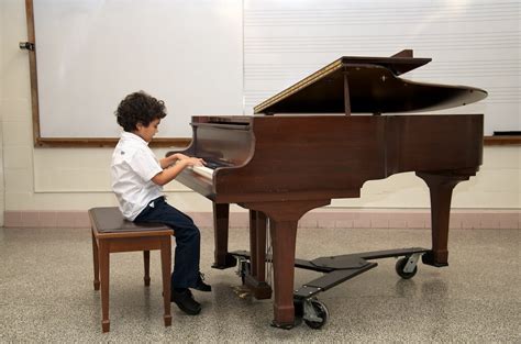 MusicTime Piano Recital - Raising a Self-Reliant Child