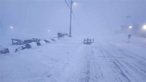 Blizzard shuts down Nunavut's Kivalliq region, cuts power in Arviat ...