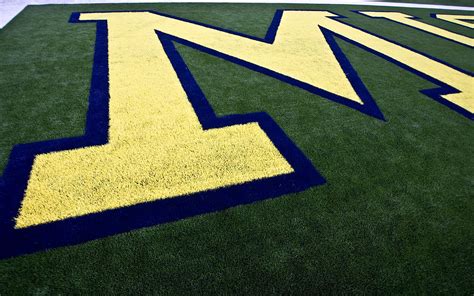 University of Michigan Screensaver Wallpaper - WallpaperSafari