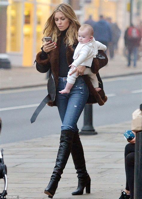 Abbey Clancy enjoys low-key family outing with husband Peter Crouch ...