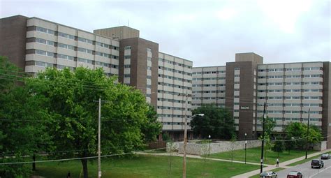 UW-Oshkosh Scott Residence Halls - AluSpec Inc.