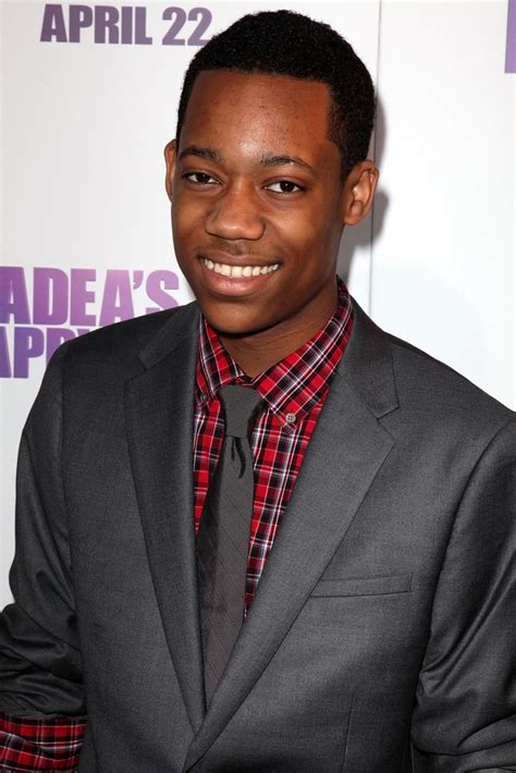 Sneak Peak at Tyler James Williams in new NBC Series ‘Go On’ | IndieWire