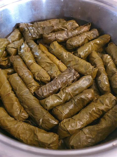 Delicious authentic dolma recipe (stuffed vine leaves)