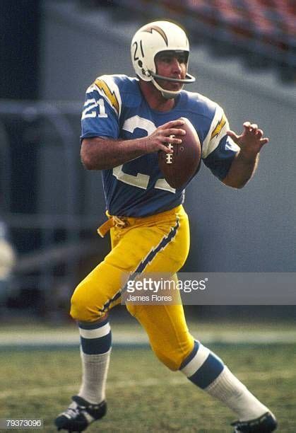 Quarterback John Hadl of the San Diego Chargers | Nfl football pictures ...