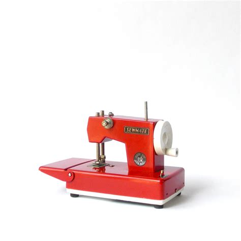 Sewing machine for kids - deals on 1001 Blocks