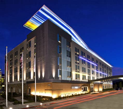 Aloft - An Urban Boutique Hotel in Frisco